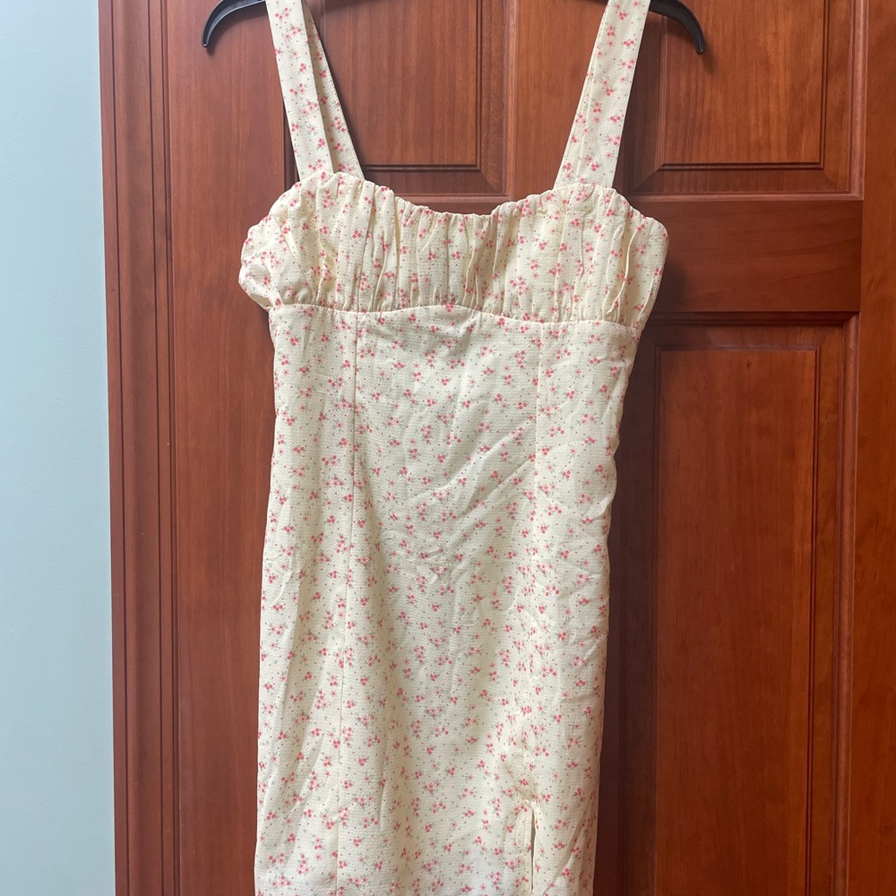 Princess Polly dress never worn size 4
